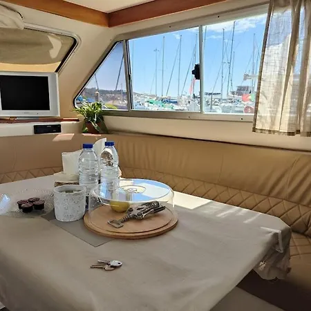 Huifeng Chen Hotel en barco